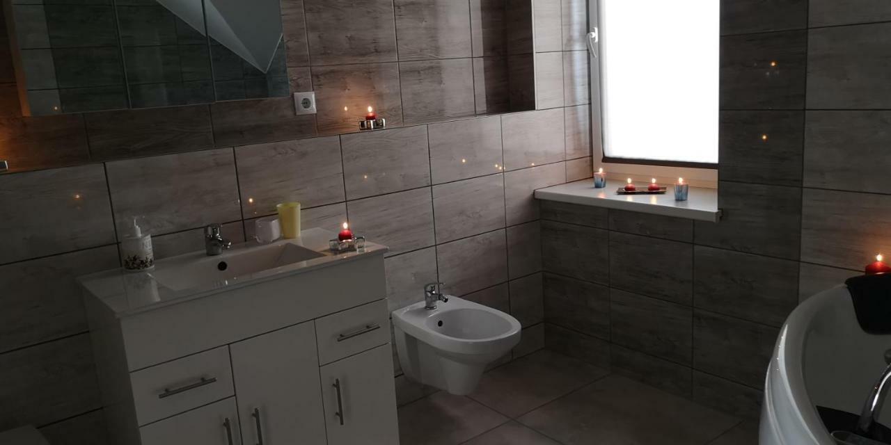 Apartamentai Su Dziakuzi Klaipeda Ngoại thất bức ảnh